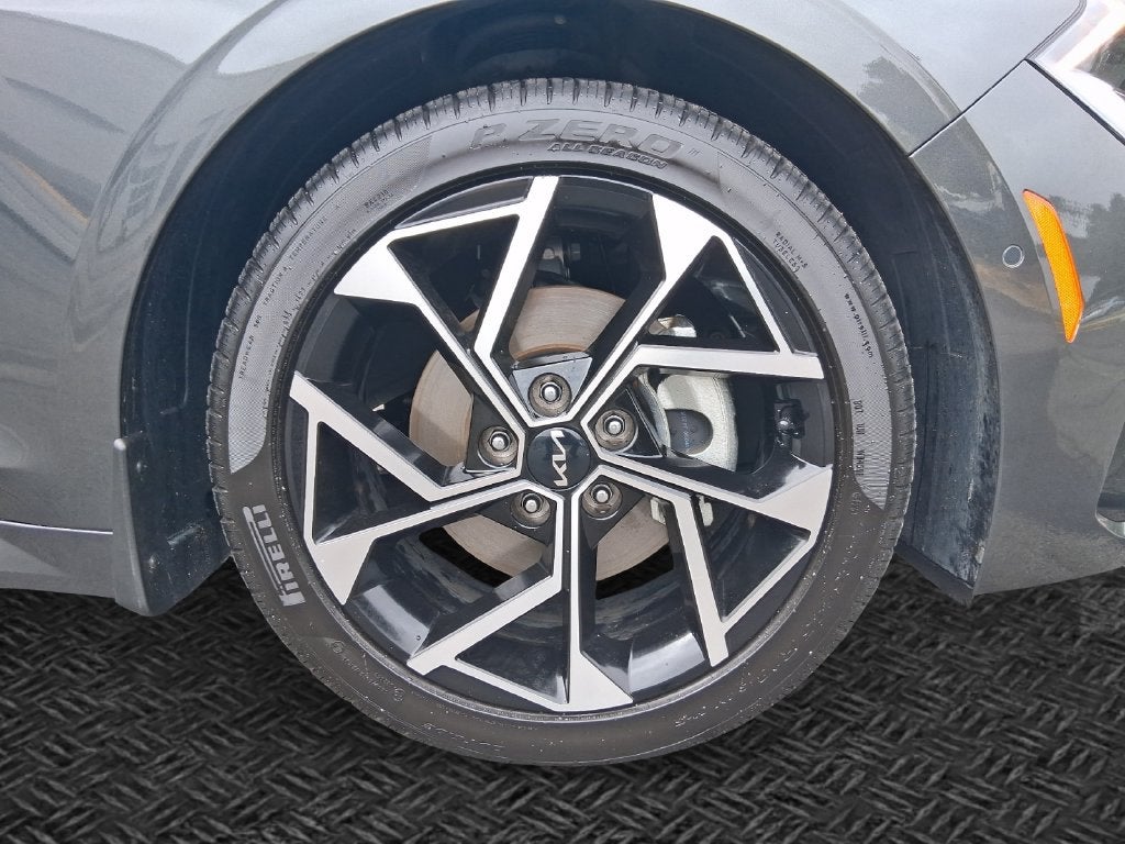 2025 Kia K5 EX