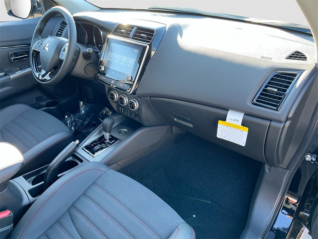 2025 Mitsubishi Outlander Sport 2.0 SE