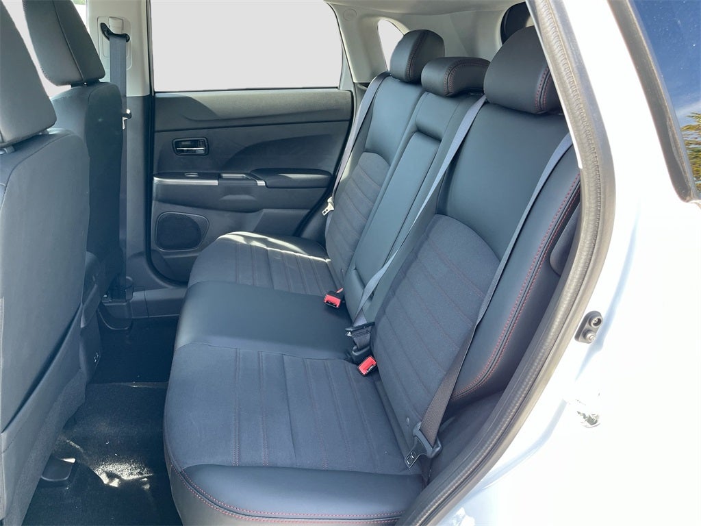 2025 Mitsubishi Outlander Sport 2.0 SE