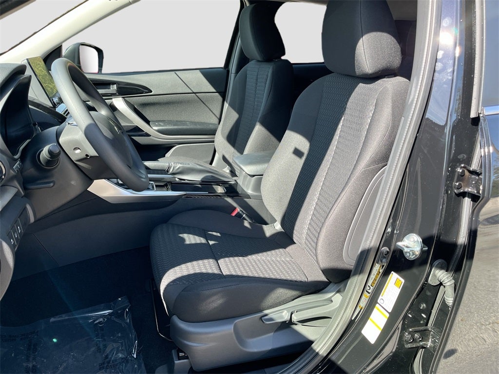 2026 Mitsubishi Eclipse Cross LE