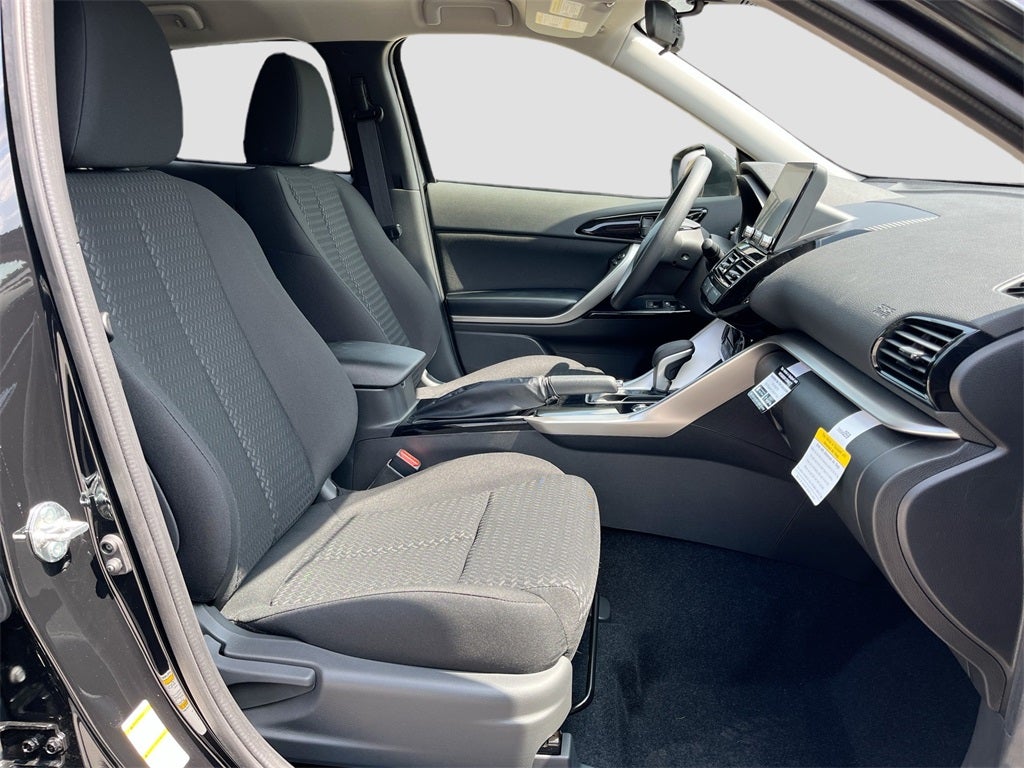 2025 Mitsubishi Eclipse Cross LE