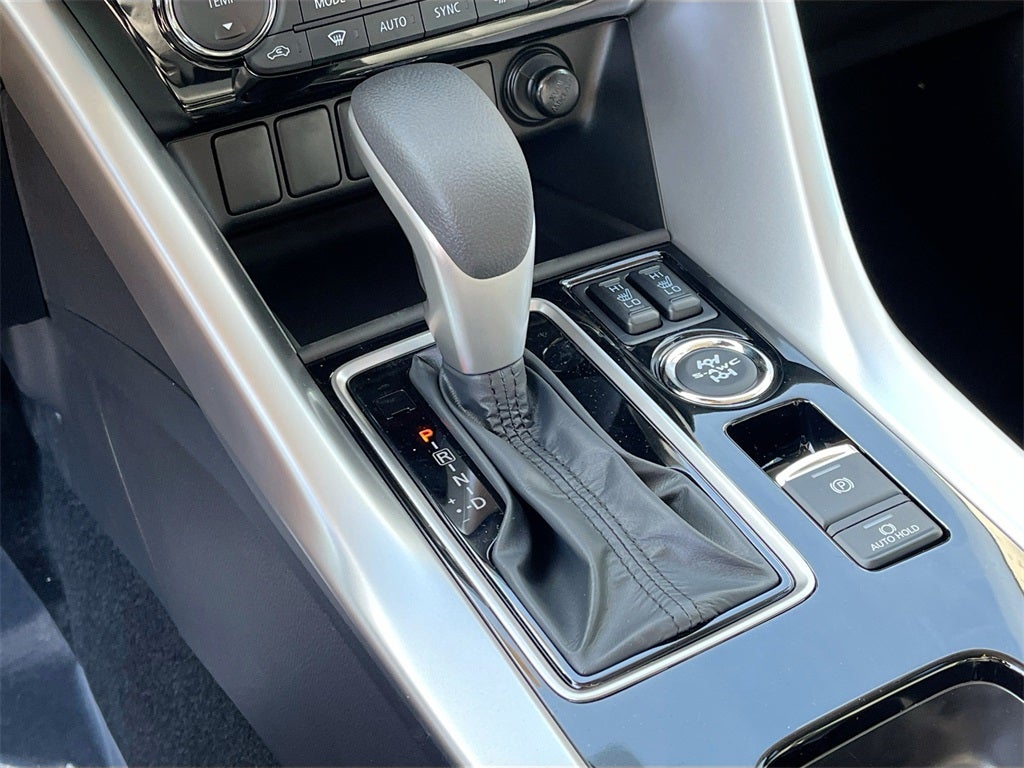 2026 Mitsubishi Eclipse Cross SE Panoramic Sunroof Package