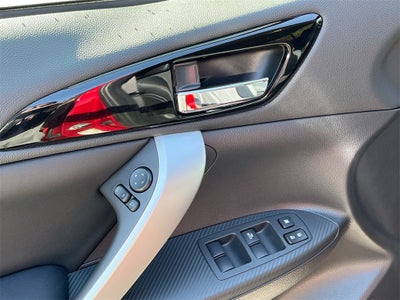 2026 Mitsubishi Eclipse Cross SE Panoramic Sunroof Package