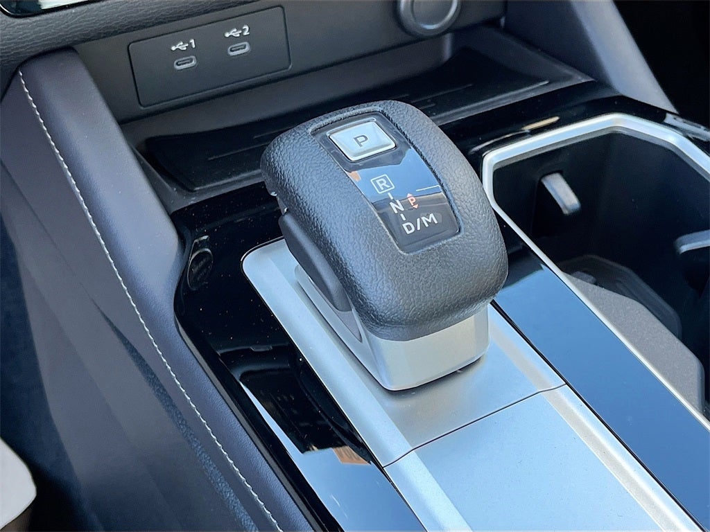 2025 Mitsubishi Outlander ES