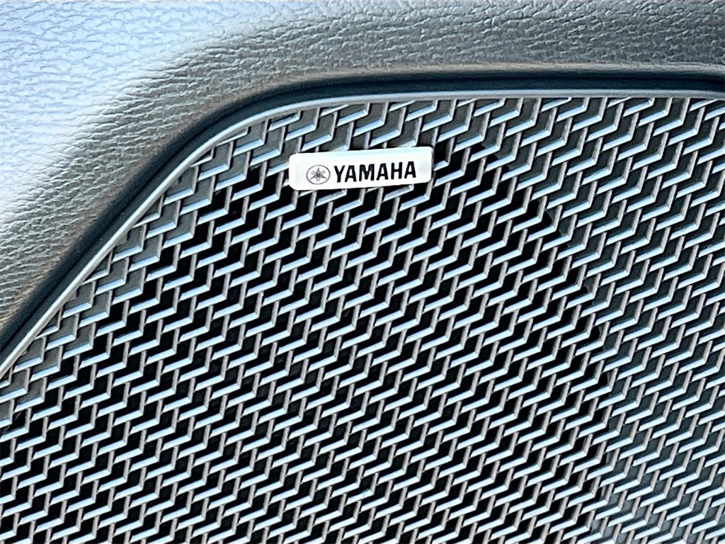 2025 Mitsubishi Outlander ES