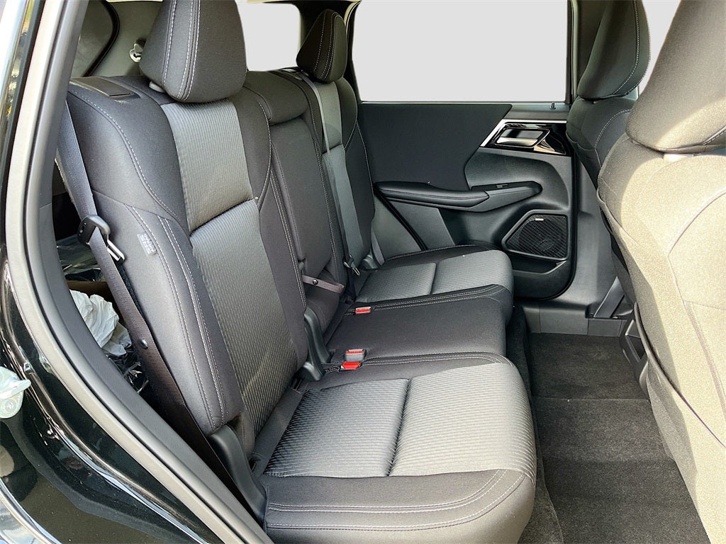 2025 Mitsubishi Outlander ES