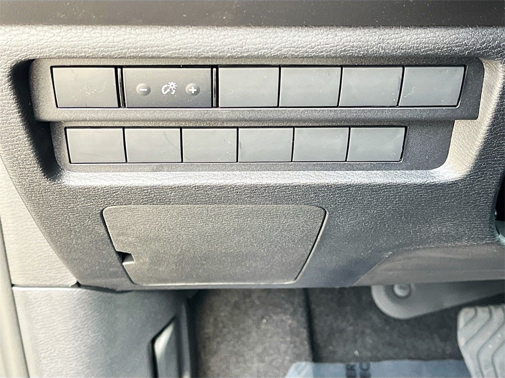 2025 Mitsubishi Outlander ES