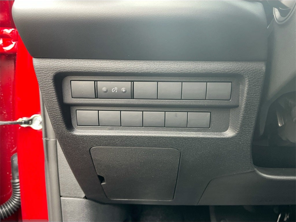 2025 Mitsubishi Outlander ES