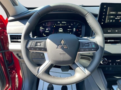 2025 Mitsubishi Outlander SE Tech Package
