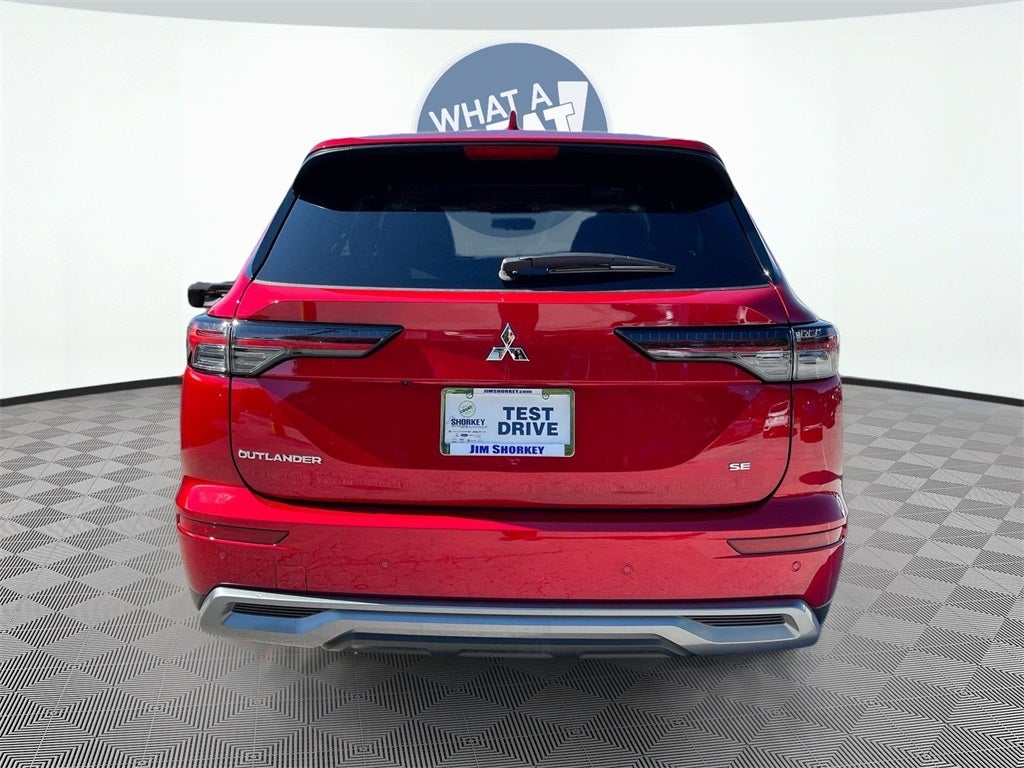2025 Mitsubishi Outlander SE Tech Package