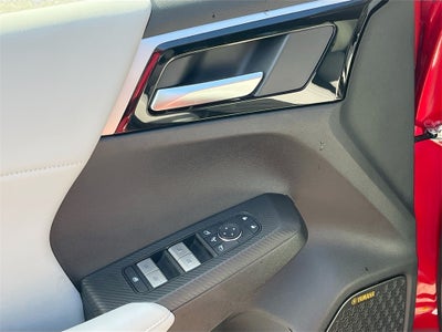 2025 Mitsubishi Outlander SE Tech Package