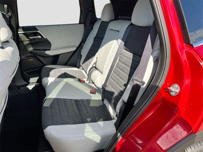 2025 Mitsubishi Outlander SE Tech Package