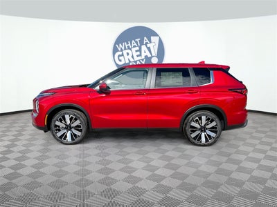 2025 Mitsubishi Outlander SE Tech Package