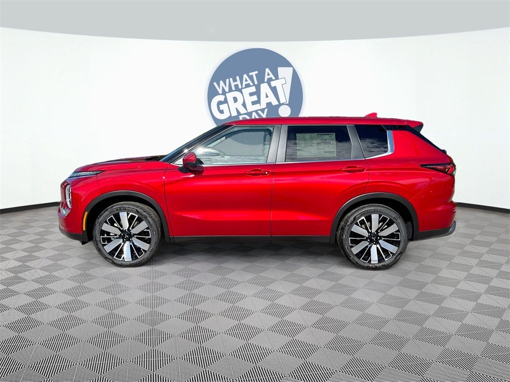 2025 Mitsubishi Outlander SE Tech Package