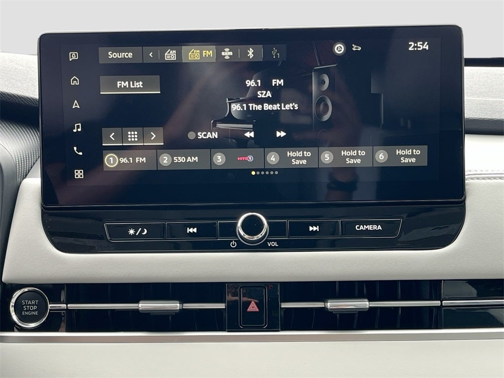 2025 Mitsubishi Outlander SE Tech Pakcage