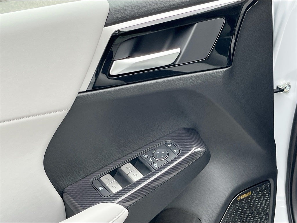 2025 Mitsubishi Outlander SE Tech Pakcage