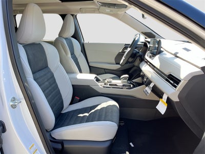 2025 Mitsubishi Outlander SE Tech Package