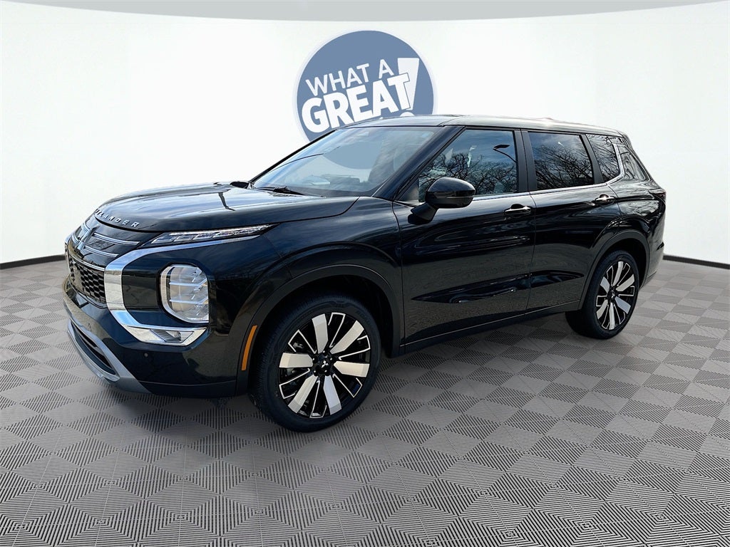 2025 Mitsubishi Outlander SE