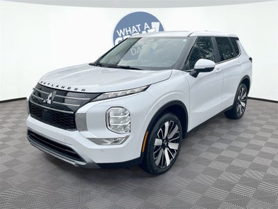 2025 Mitsubishi Outlander SE