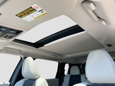 2025 Mitsubishi Outlander SE Tech Package