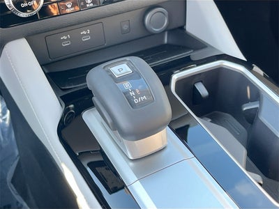 2025 Mitsubishi Outlander SE Tech Package