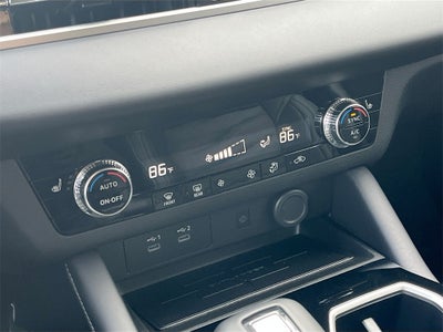 2025 Mitsubishi Outlander SE