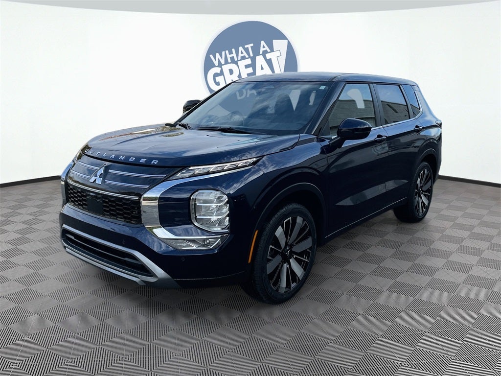 2025 Mitsubishi Outlander SE