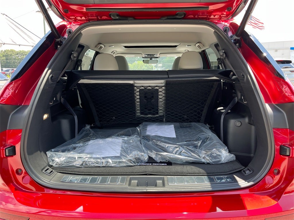 2025 Mitsubishi Outlander SE Tech Package