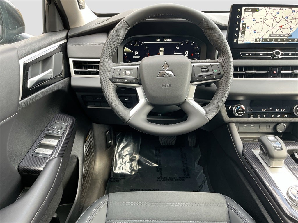 2025 Mitsubishi Outlander SE Tech Package