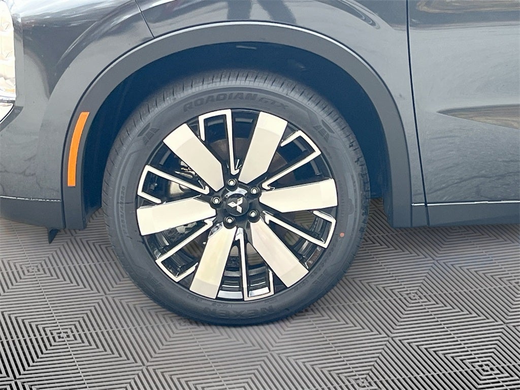 2025 Mitsubishi Outlander SE Tech Package