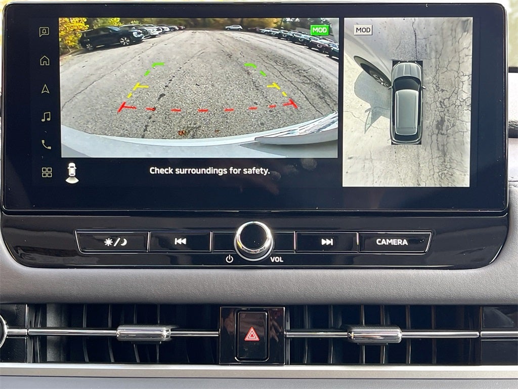 2025 Mitsubishi Outlander SE Tech Package