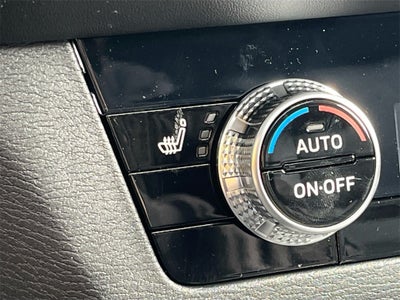 2025 Mitsubishi Outlander SE Tech Package