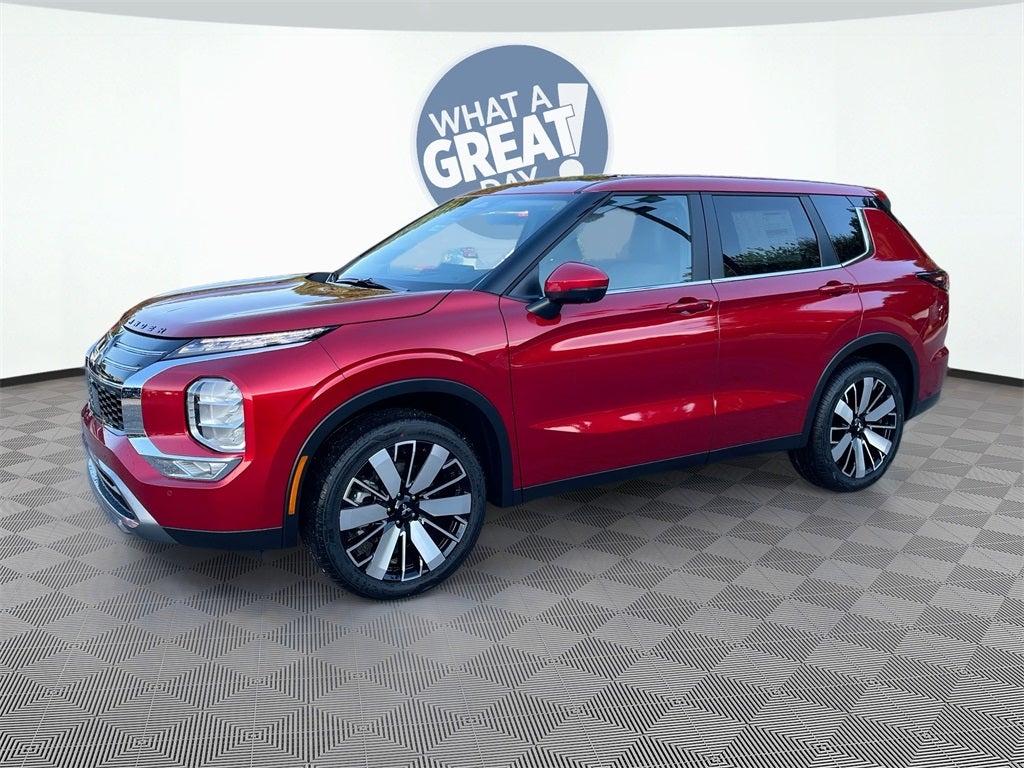 2025 Mitsubishi Outlander SE Tech Package