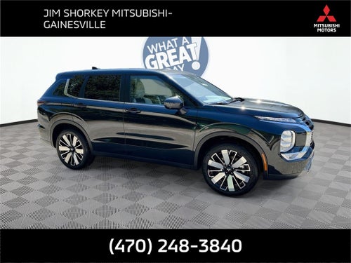 2025 Mitsubishi Outlander SE Tech Package