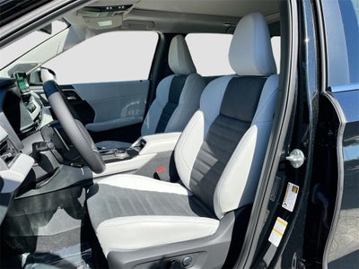 2025 Mitsubishi Outlander SE Tech Package