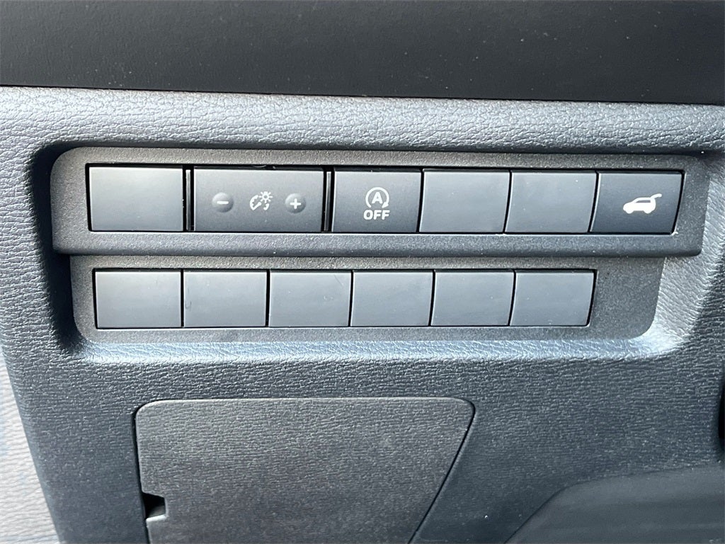 2026 Mitsubishi Outlander SE Tech Package