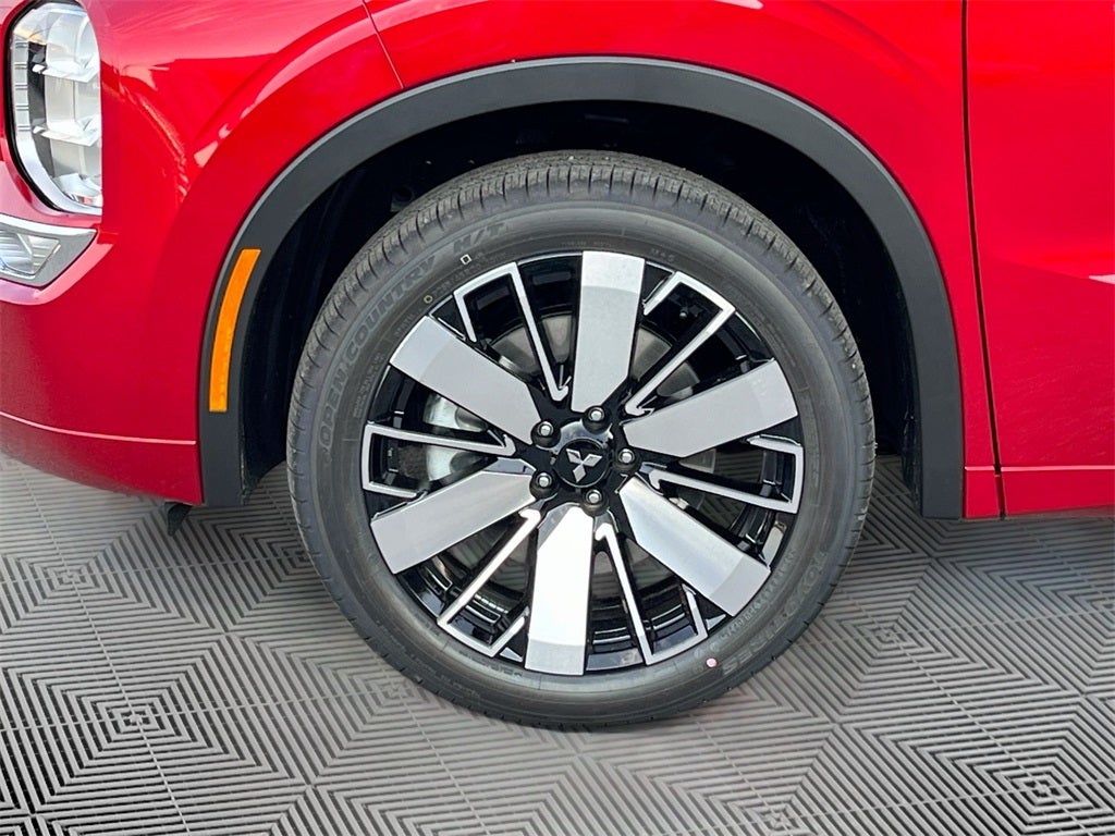 2025 Mitsubishi Outlander SEL Premium Package