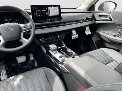 2025 Mitsubishi Outlander SEL