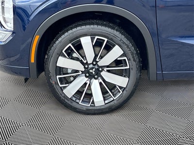 2025 Mitsubishi Outlander SEL