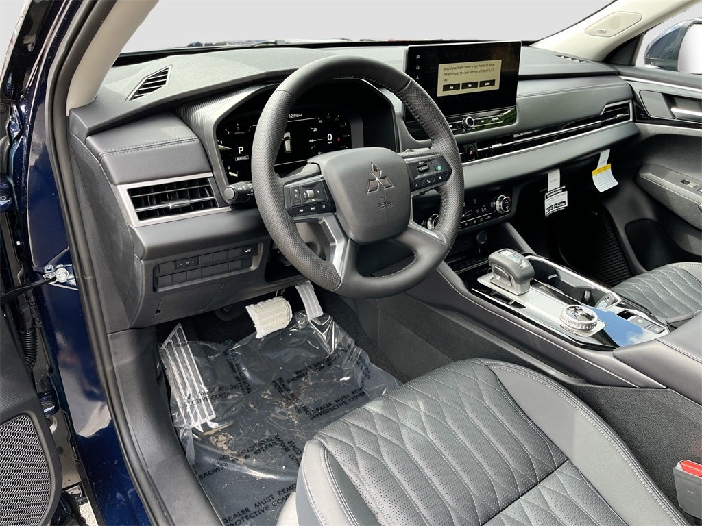 2025 Mitsubishi Outlander SEL