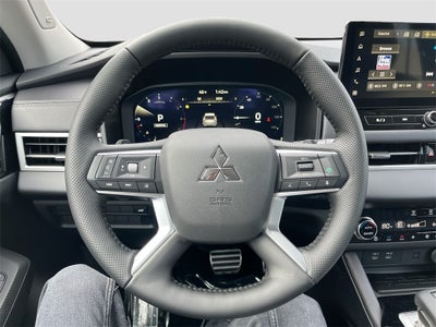 2025 Mitsubishi Outlander SEL