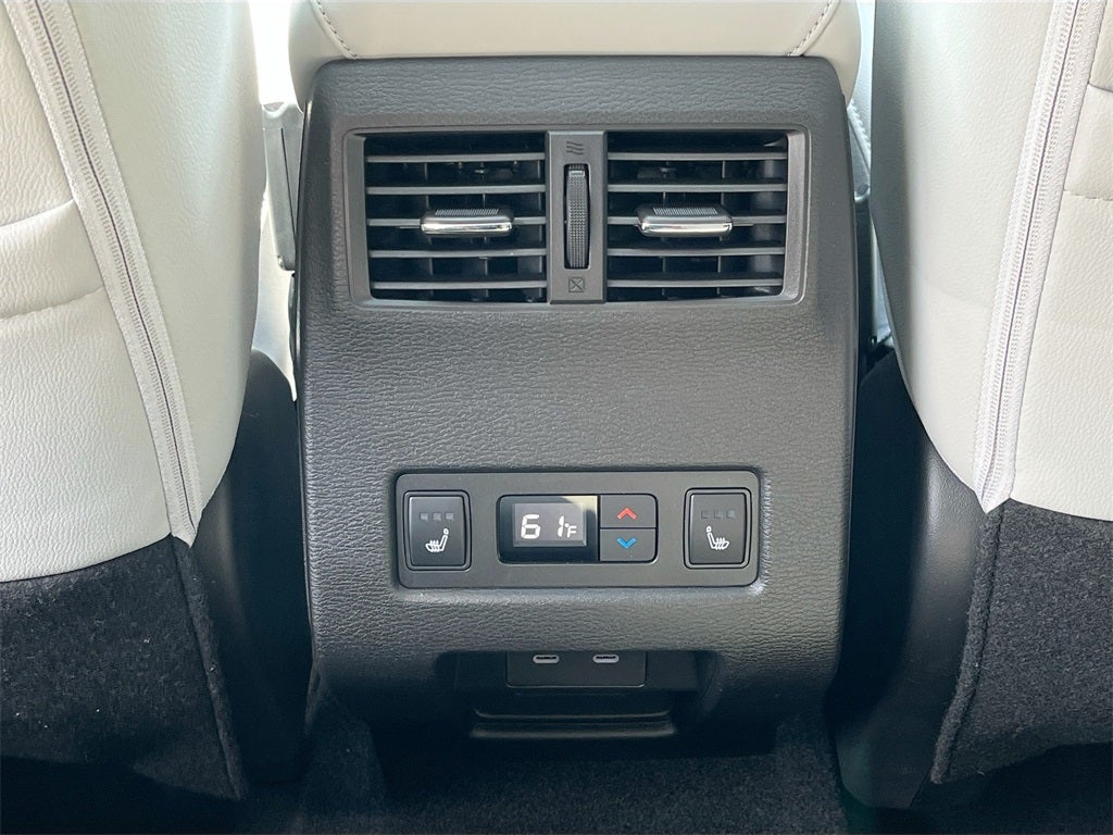 2025 Mitsubishi Outlander SEL