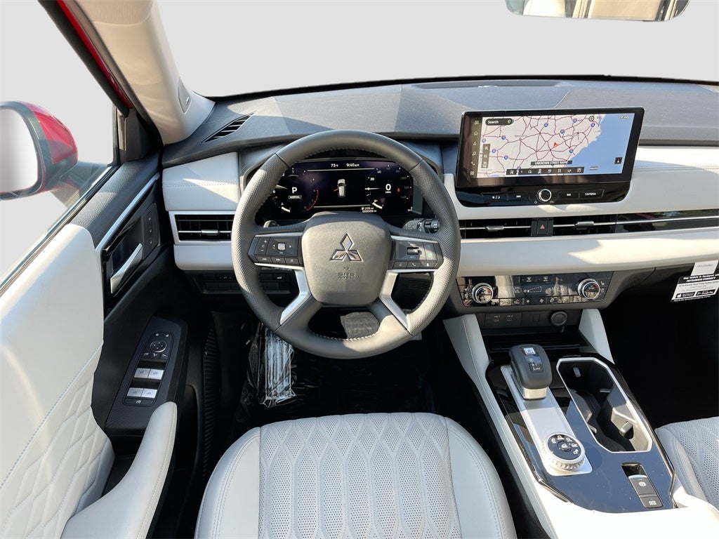 2025 Mitsubishi Outlander SEL