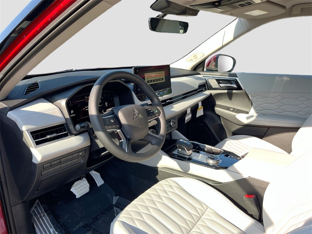 2025 Mitsubishi Outlander SEL