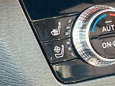 2025 Mitsubishi Outlander SEL Premium Package