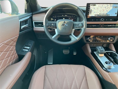 2025 Mitsubishi Outlander SEL Premium Package