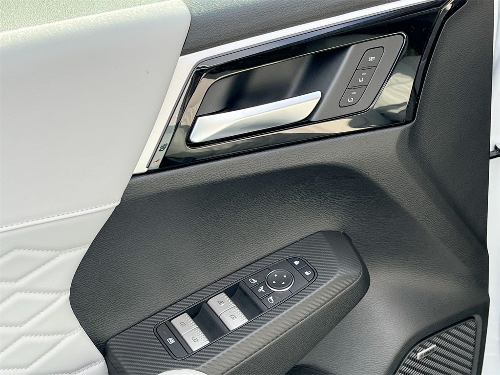 2026 Mitsubishi Outlander SEL