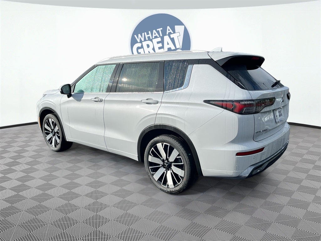 2026 Mitsubishi Outlander SEL