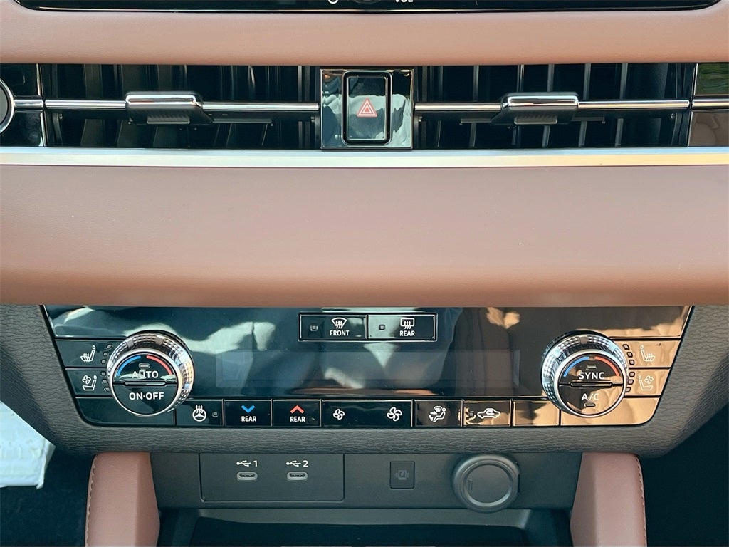 2026 Mitsubishi Outlander SEL Premium Package