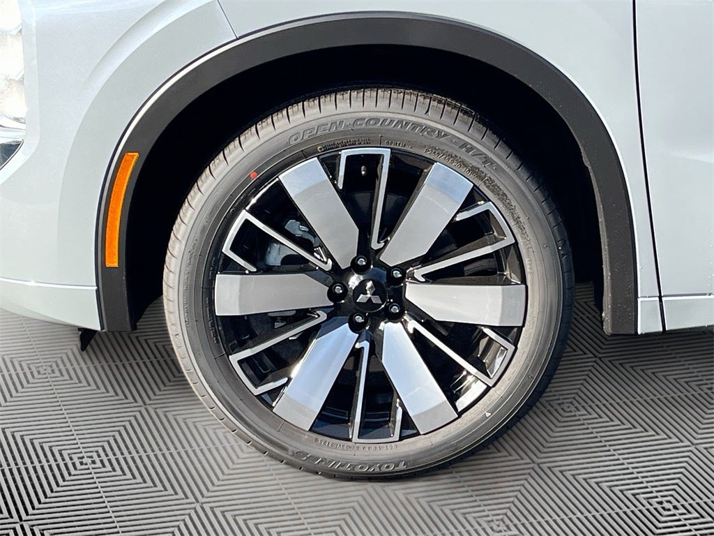 2026 Mitsubishi Outlander SEL Premium Package